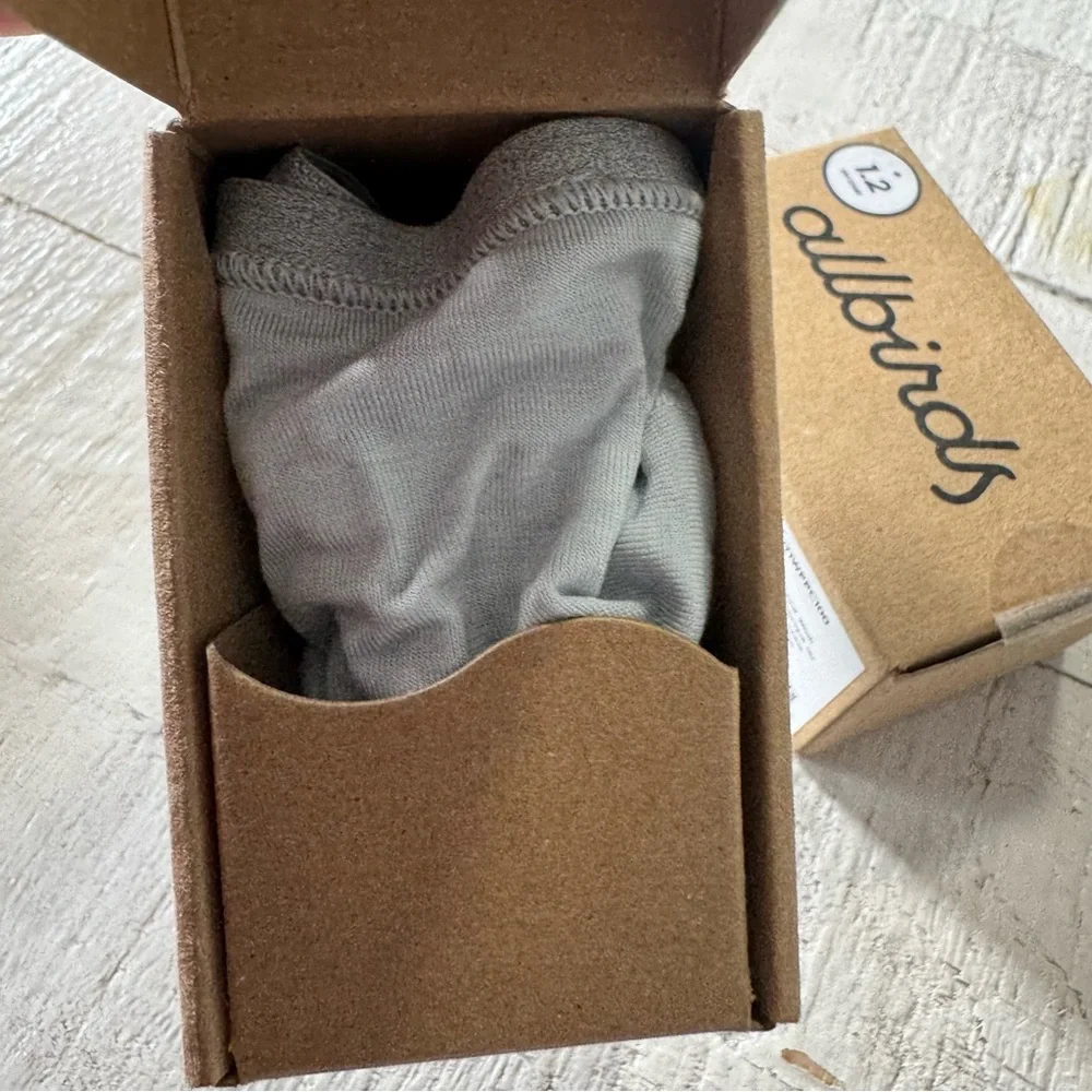 Allbirds Trino Thong NEW size XS Lot of 2 in Peppercorn Grey‎ Merino Wool Blend